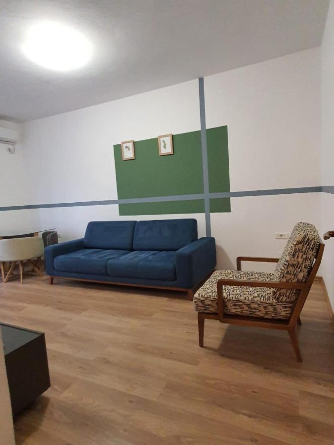 Heris'S Apartment Тирана Екстер'єр фото