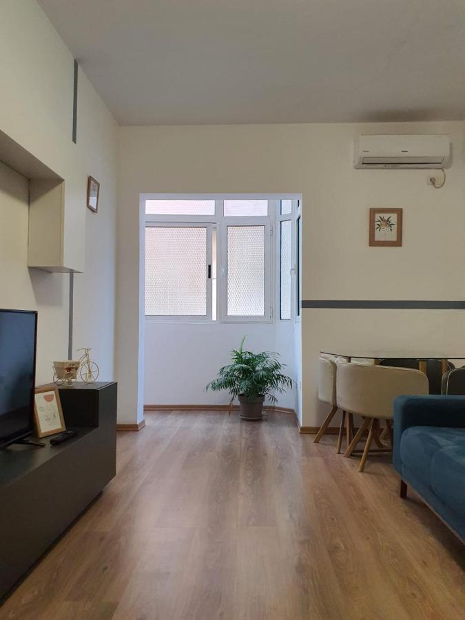 Heris'S Apartment Тирана Екстер'єр фото